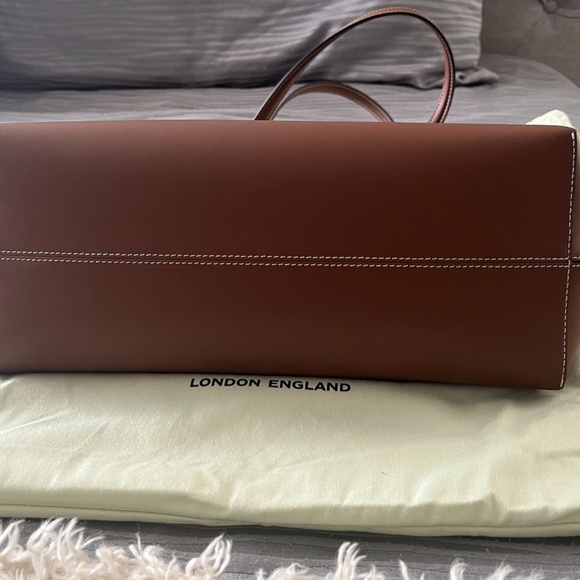 New Authentic Burberry Medium Soft TB Monogram Leather Tote - Picture 4 of 9